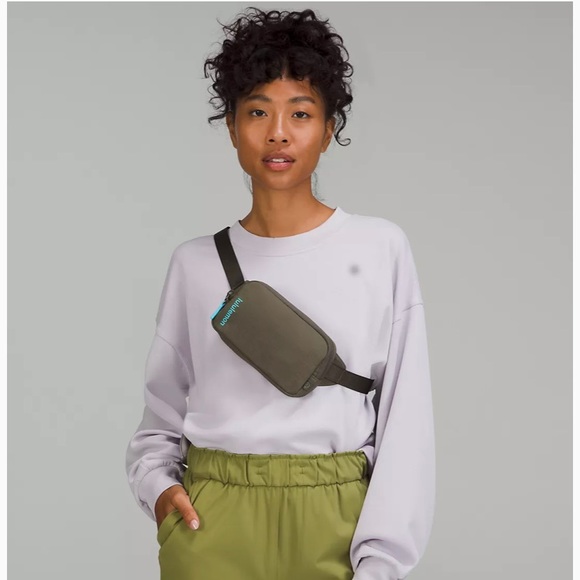 LULULEMON Carob Brown Mini Belt Bag NWT - Picture 14 of 15